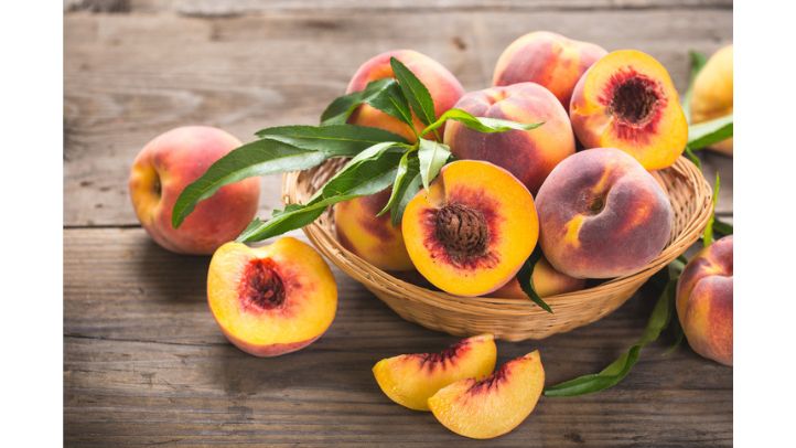 30-foods-high-in-water-that-can-help-prevent-dehydration - peaches